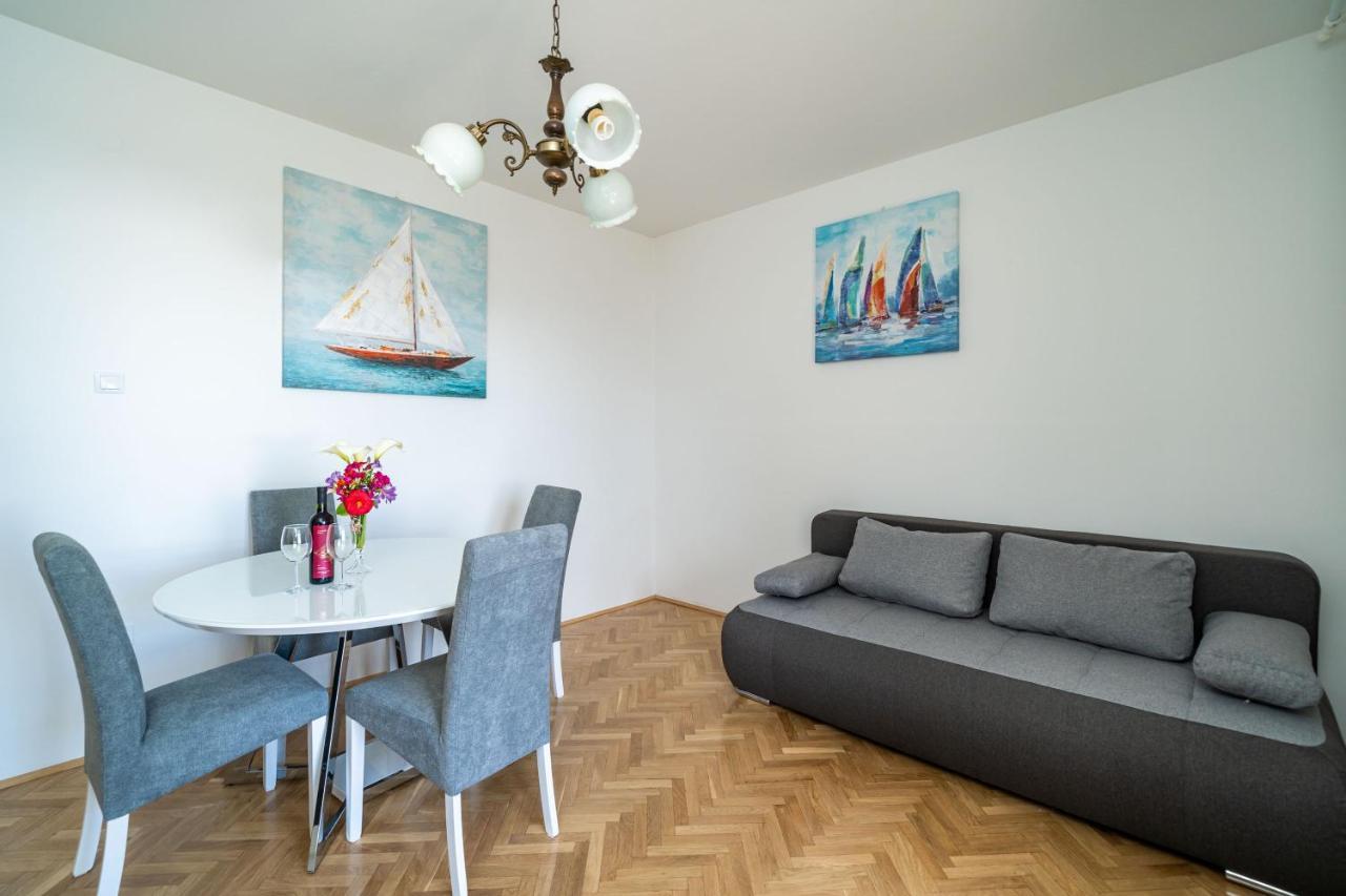 Apartment Debos Дубровник Екстериор снимка